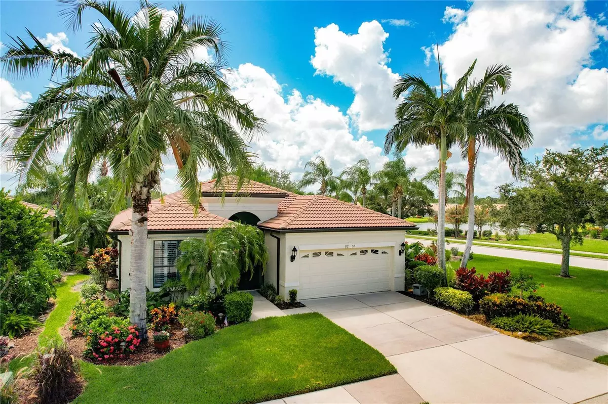 Sarasota, FL 34243,8232 STIRLING FALLS CIR