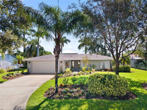 5929 WILDWOOD AVE, Sarasota, FL 34231