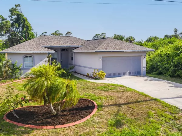 Rotonda West, FL 33947,110 RED CEDAR PARK