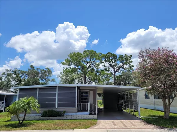 307 OAKWOOD BLVD E, Sarasota, FL 34237