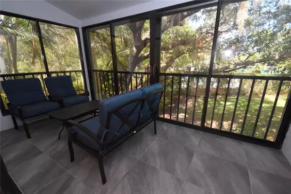 Sarasota, FL 34231,1508 PELICAN COVE RD #GR233