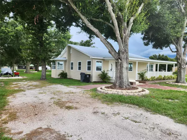 736 W LAKE WALES RD S, Lake Wales, FL 33859