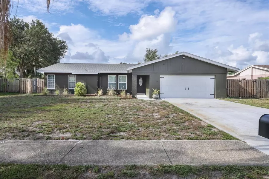 836 PONDEROSA PINE LN, Sarasota, FL 34243