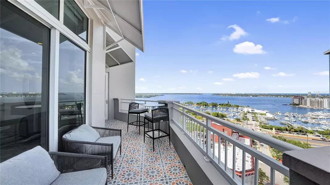 1350 MAIN ST #1704, Sarasota, FL 34236