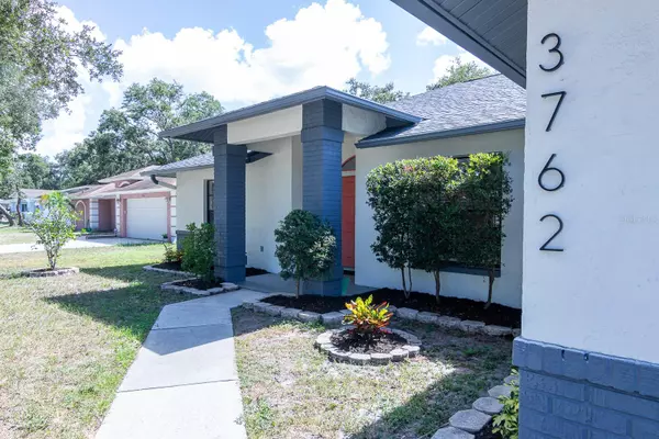 Sarasota, FL 34235,3762 HEATHER LAKE CIR