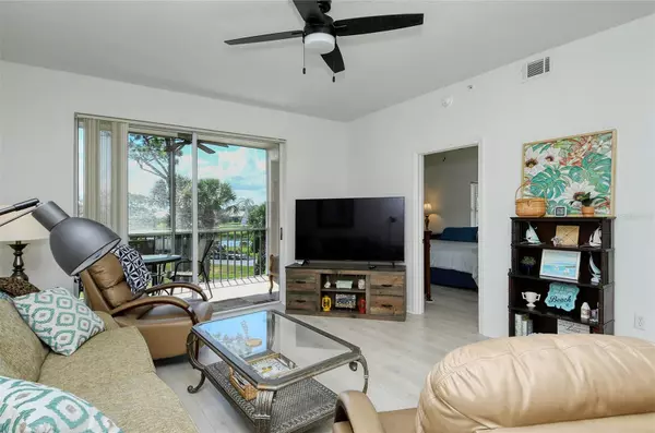 Sarasota, FL 34238,9620 CLUB SOUTH CIR #5210