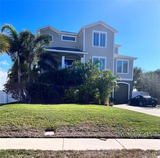 1675 SEA BREEZE DR, Tarpon Springs, FL 34689