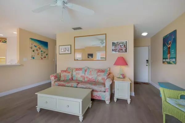 Anna Maria, FL 34216,522 PINE AVE #6D