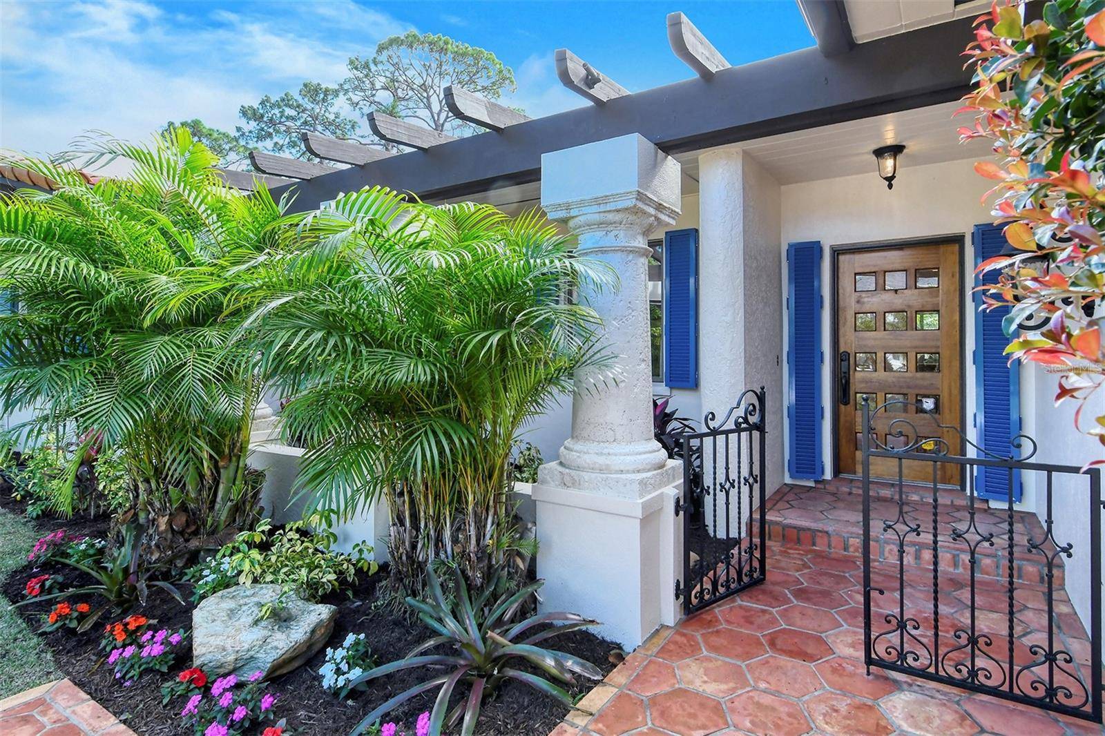1514 S LAKE SHORE DR, Sarasota, FL 34231