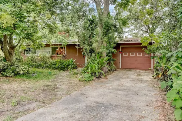 2415 54TH AVE E, Bradenton, FL 34203