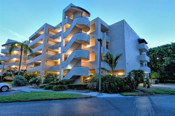 835 S OSPREY AVE #206, Sarasota, FL 34236