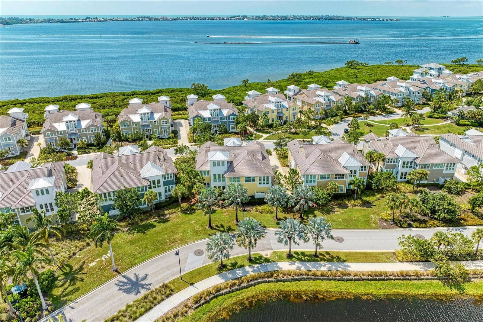 363 COMPASS POINT DR #202,  Bradenton,  FL 34209