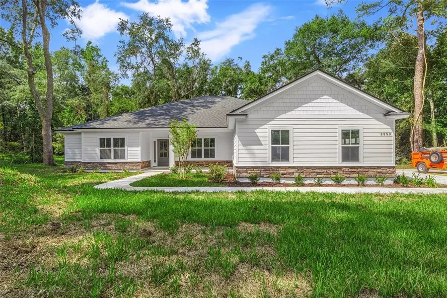 2558 CROOKED CREEK POINT RD, Middleburg, FL 32068