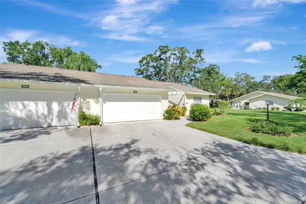 Sarasota, FL 34233,3936 OAKHURST BLVD #3116