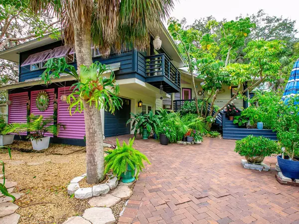 4812 FEATHERBED LN, Sarasota, FL 34242