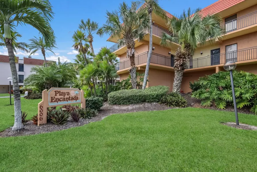 6006 GULF DR #211, Holmes Beach, FL 34217