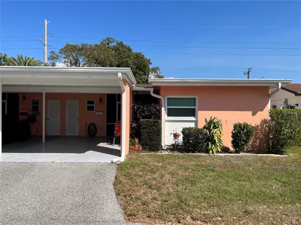 6213 GREEN VIEW DR #127, Sarasota, FL 34231