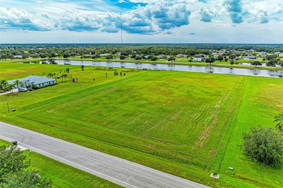 Parrish, FL 34219,5511 LAKE PADDOCK CIR