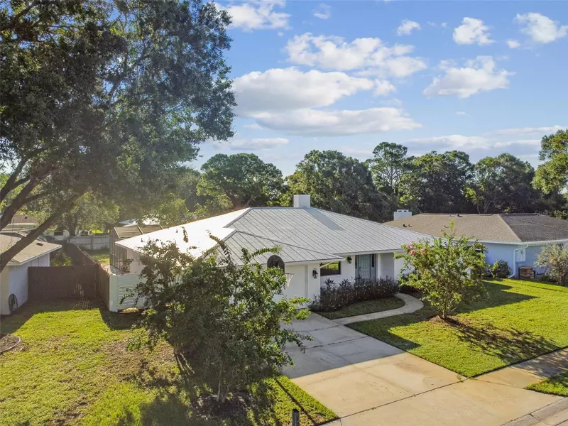 1915 38TH ST W, Bradenton, FL 34205