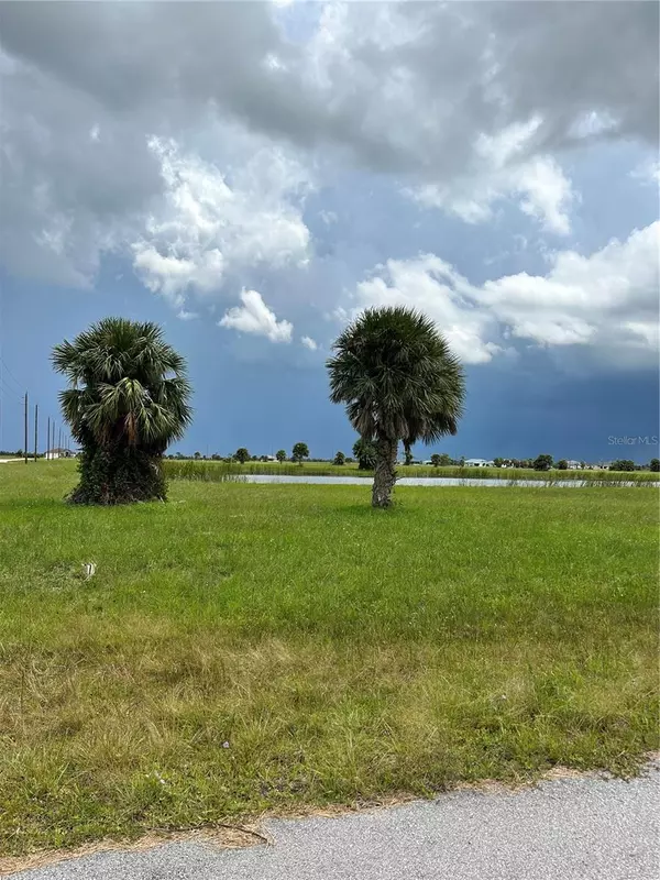 Placida, FL 33946,108 WILLOW RD