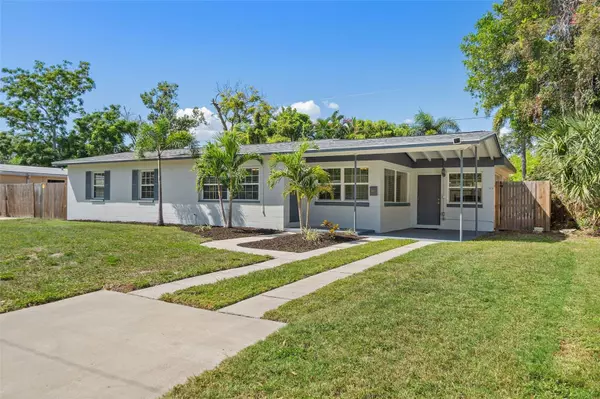 St Petersburg, FL 33705,3963 NEPTUNE DR SE