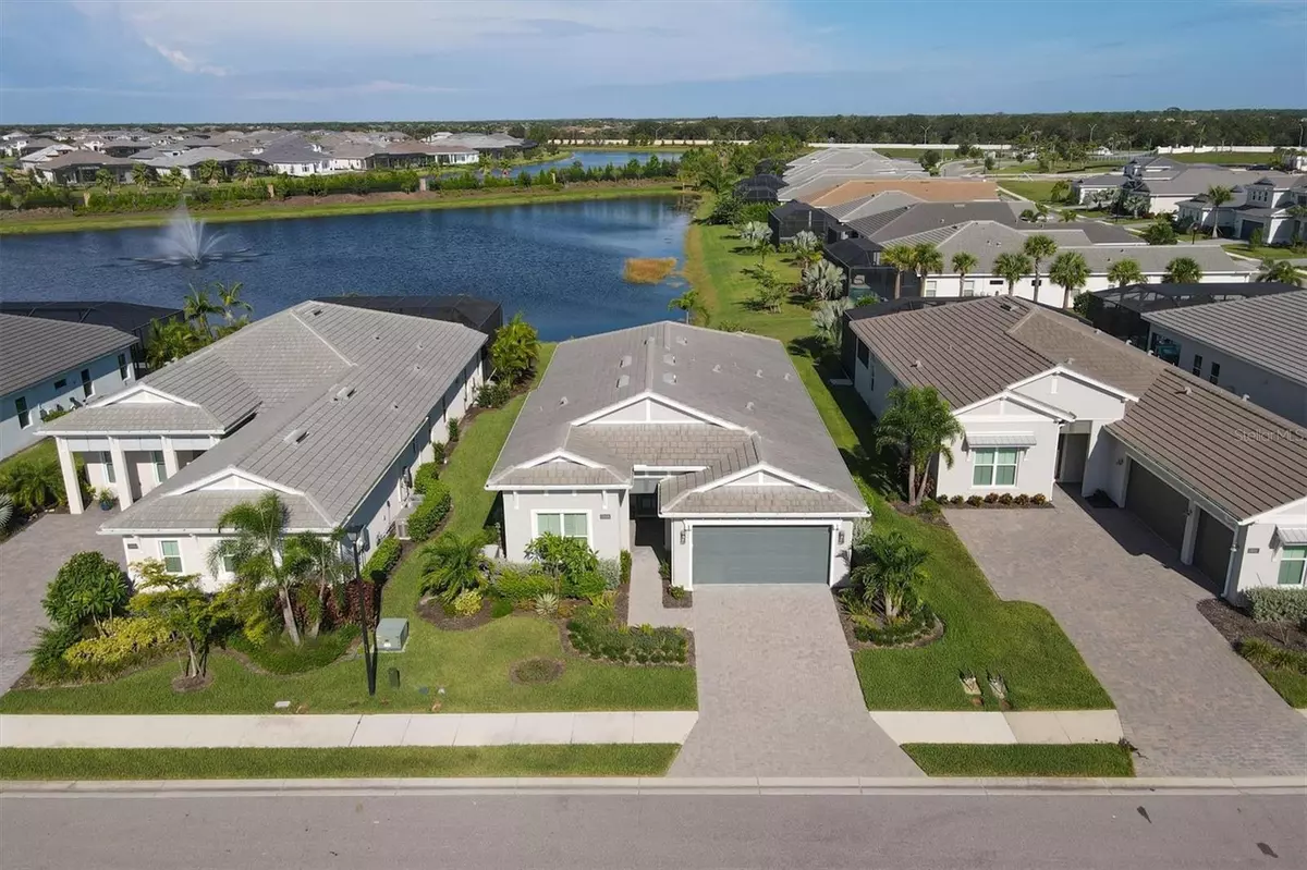 Lakewood Ranch, FL 34202,17688 AZUL DR