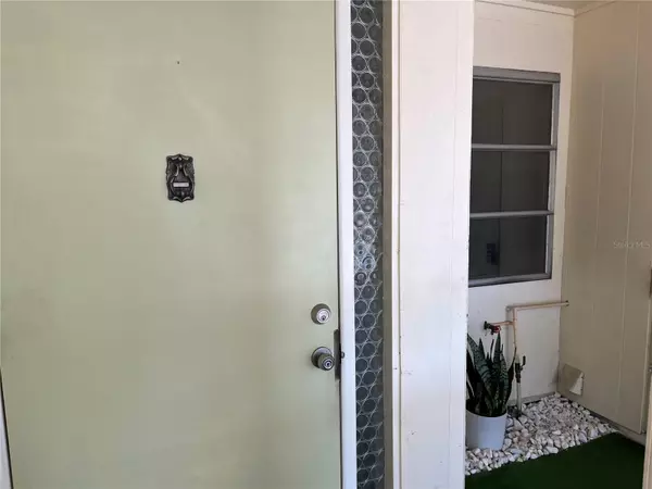 Sarasota, FL 34231,6201 GREEN VIEW DR #130