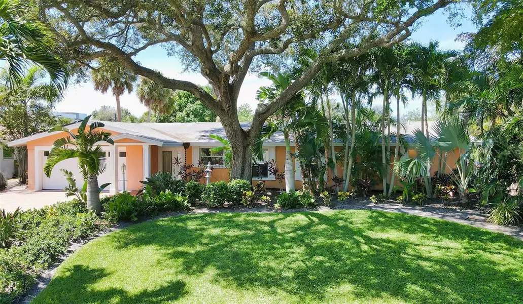 5168 SANDY SHORE AVE, Sarasota, FL 34242