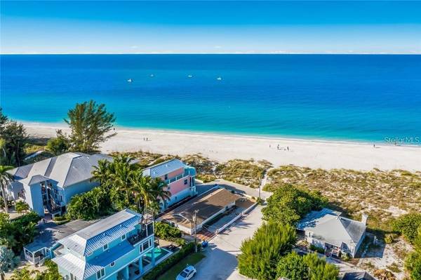 102 34TH ST, Holmes Beach, FL 34217