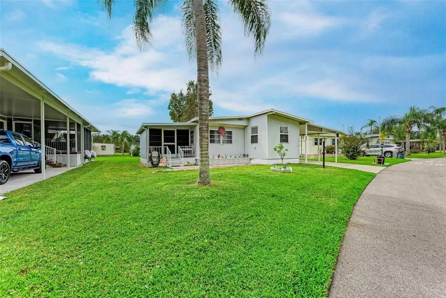 921 FAITH CIR E #40, Bradenton, FL 34212