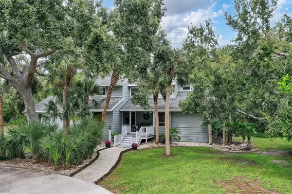 Englewood, FL 34223,1826 WHISPERING PINES CIR