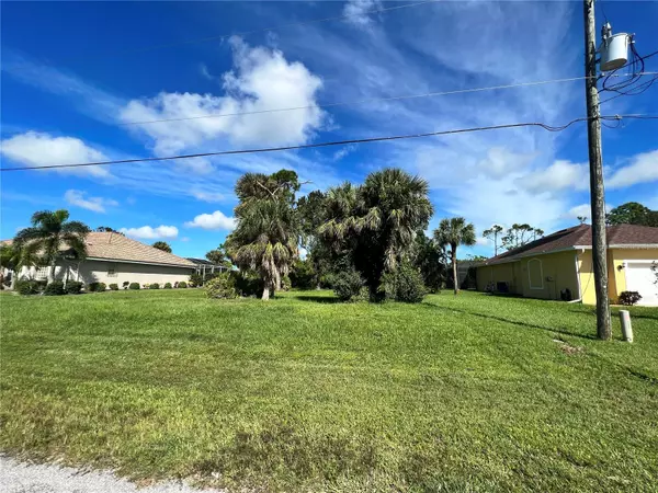 Rotonda West, FL 33947,9 PAR VIEW RD