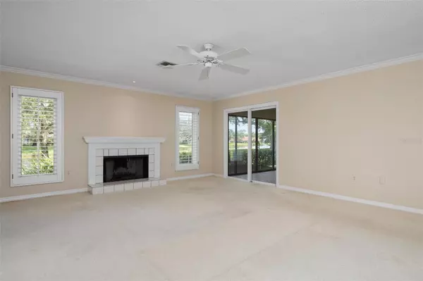 Sarasota, FL 34238,3875 WILSHIRE CIR #22