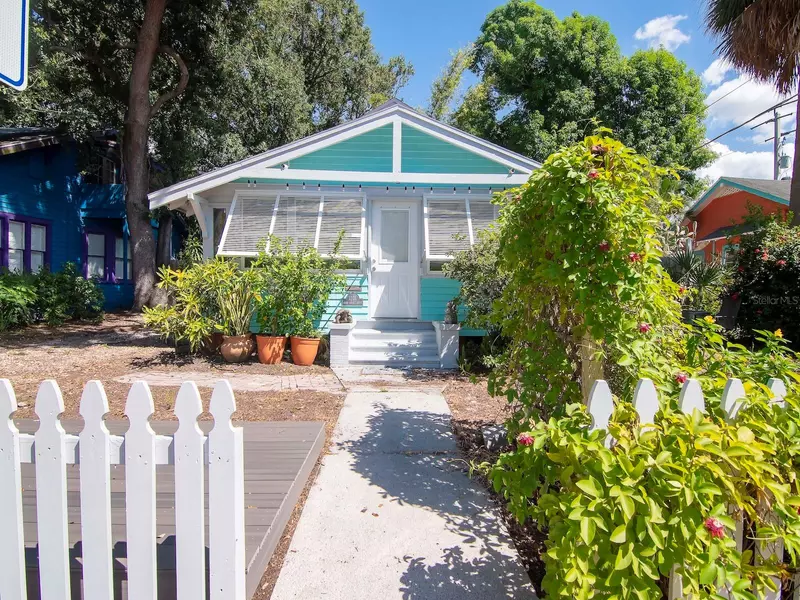 1221 12TH ST W, Bradenton, FL 34205