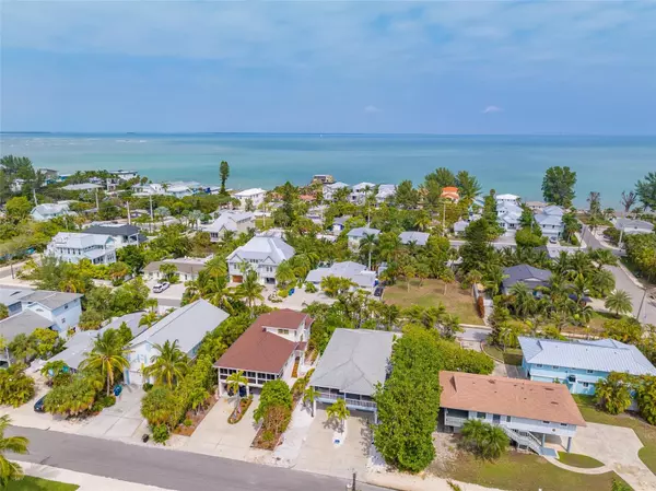 Anna Maria, FL 34216,608 FERN ST