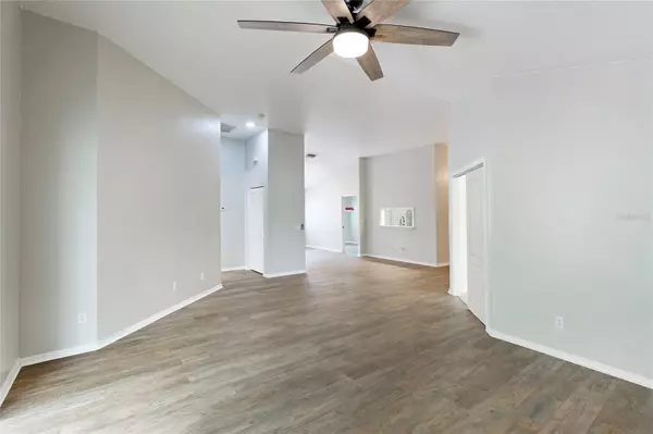 Sarasota, FL 34238,8013 BOBCAT CIR