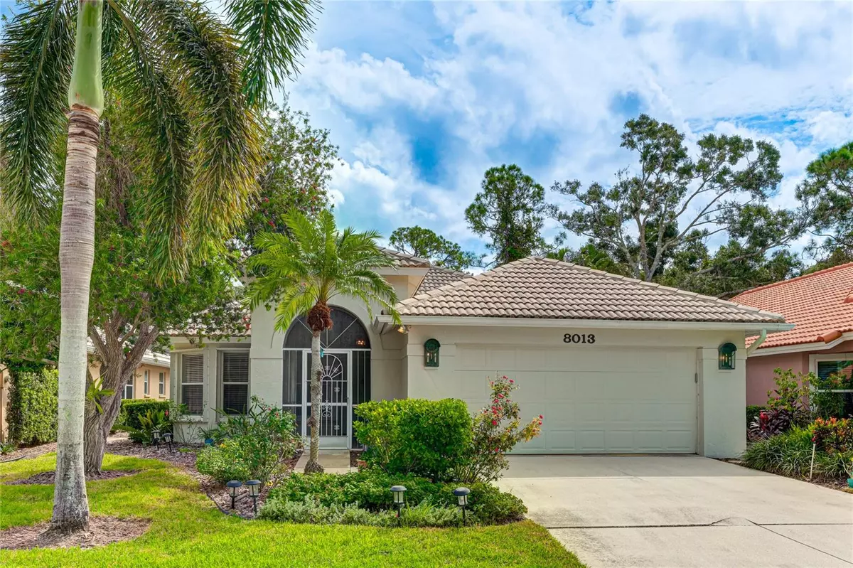 Sarasota, FL 34238,8013 BOBCAT CIR