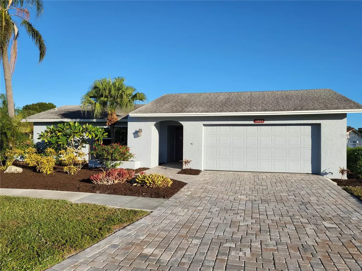 Sarasota, FL 34232,1905 OAK VIEW DR