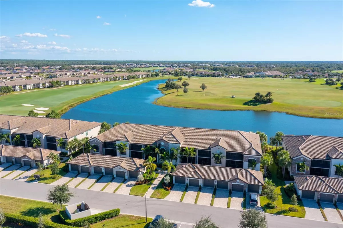 Bradenton, FL 34211,5624 PALMER CIR #102