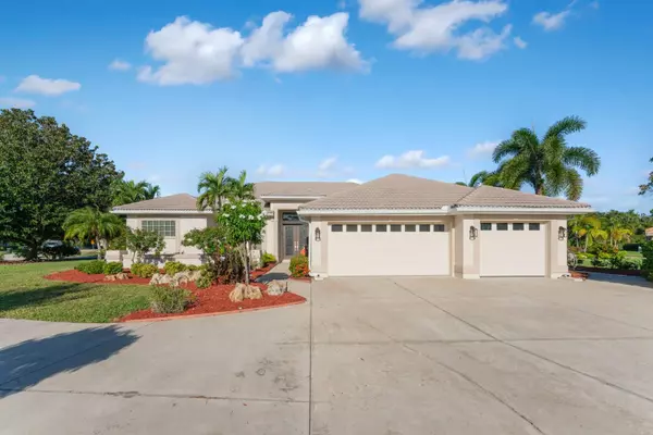 7212 SPUR CT, Sarasota, FL 34243