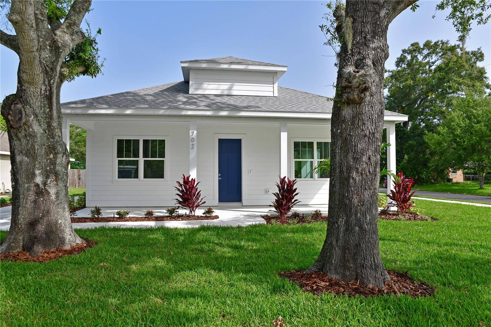 702 23RD AVE W,  Bradenton,  FL 34205