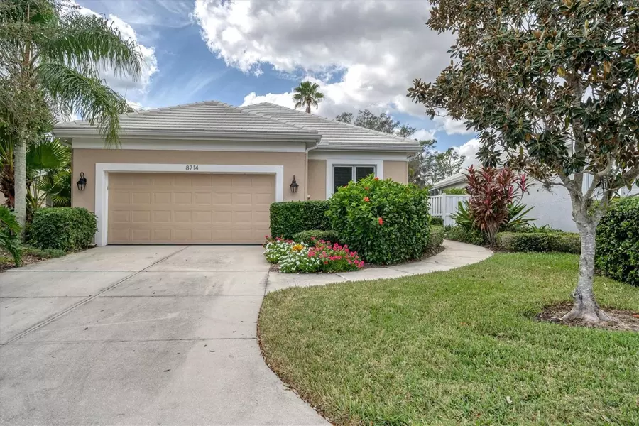 8714 52ND DR E, Bradenton, FL 34211