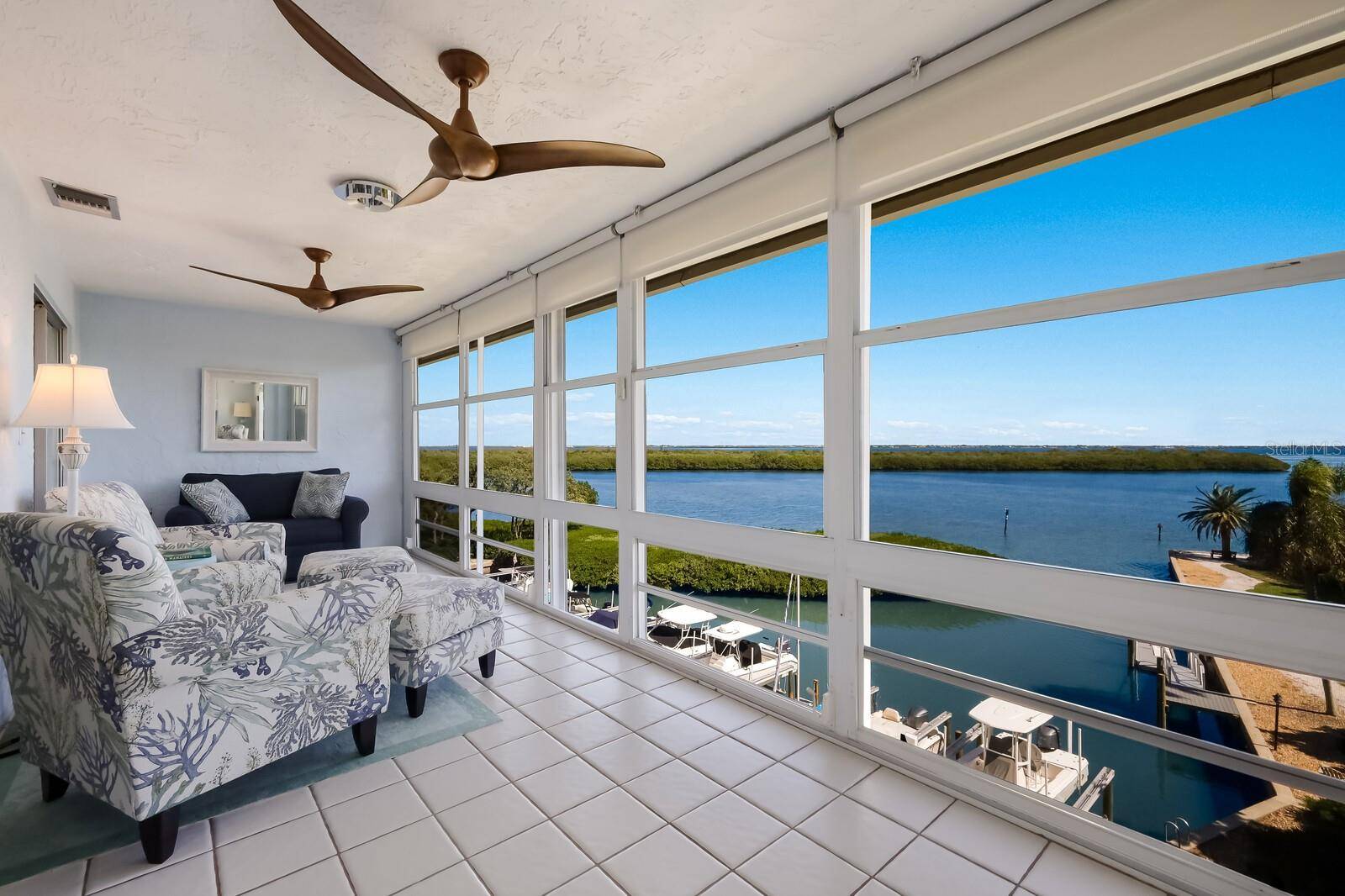 4500 GULF OF MEXICO DR #PH6, Longboat Key, FL 34228