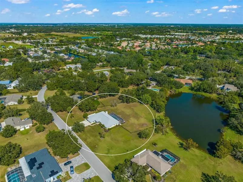 1558 SHADOW RIDGE CIR, Sarasota, FL 34240