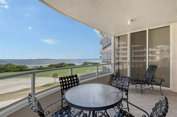 Longboat Key, FL 34228,3010 GRAND BAY BLVD #422