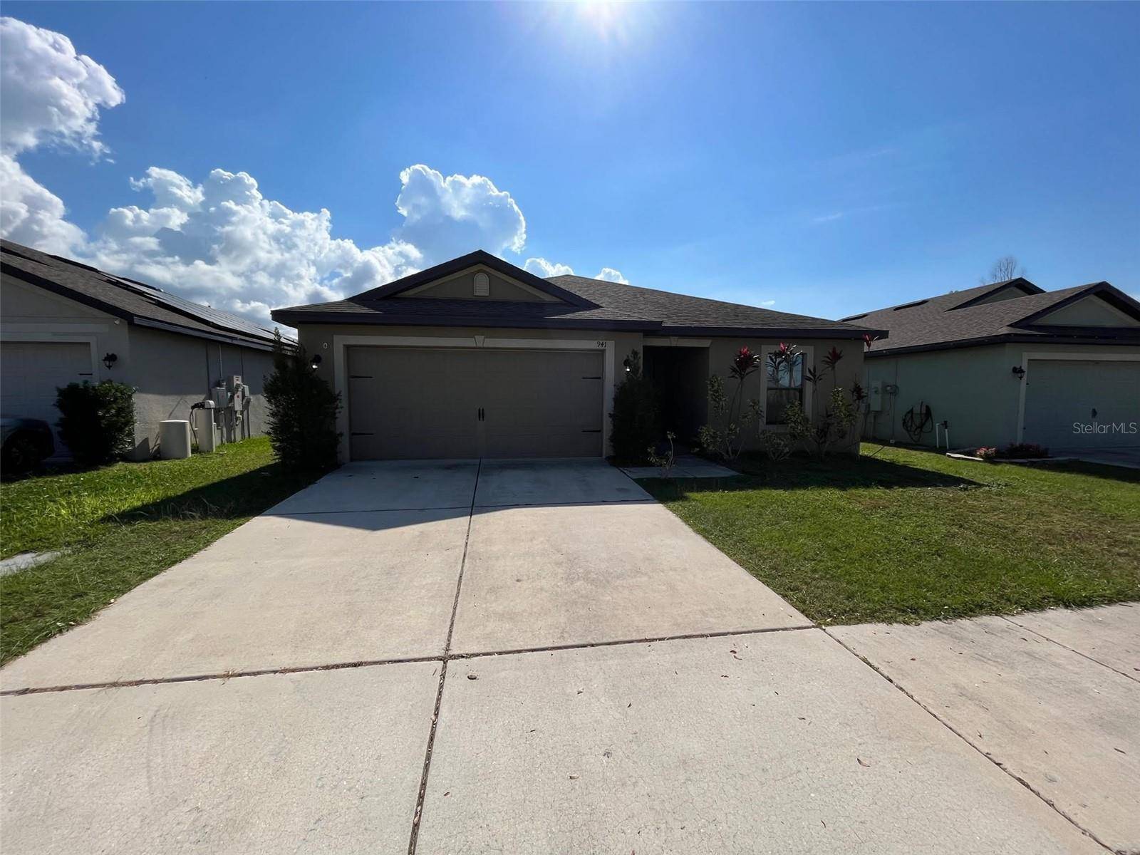 941 WYNNMERE WALK AVE, Ruskin, FL 33570