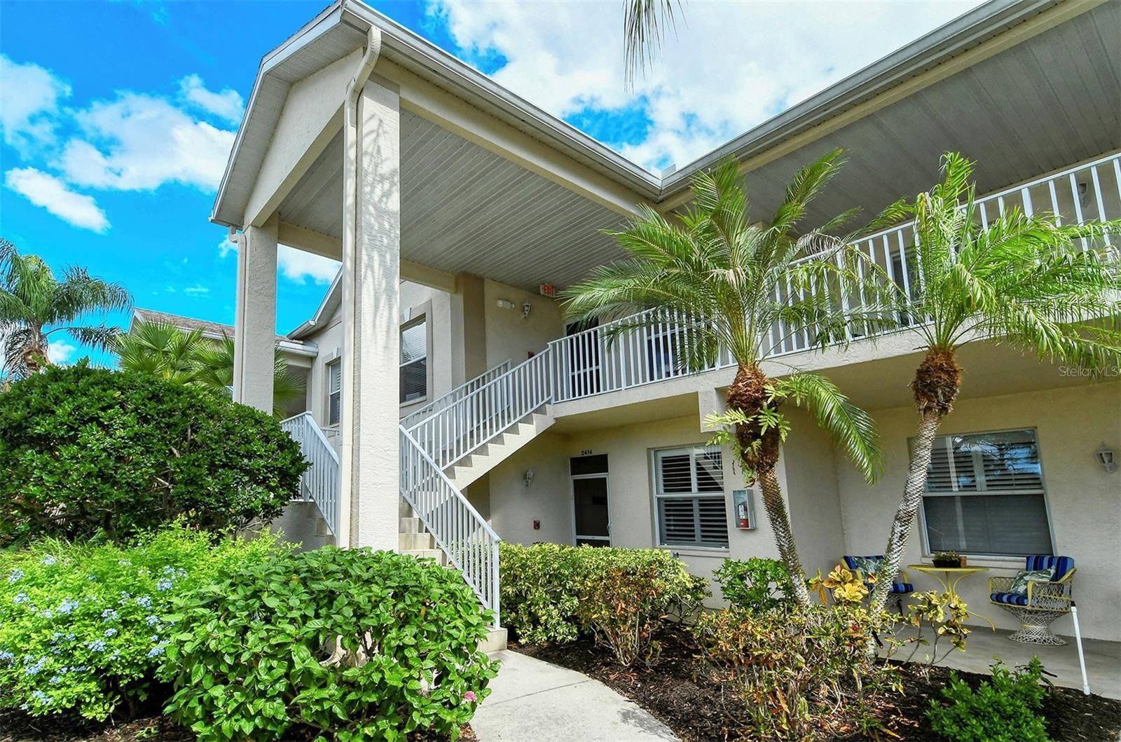 4655 TOWER HILL LN #2424, Sarasota, FL 34238