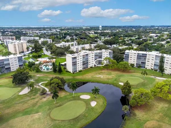 3680 IRONWOOD CIR #302L, Bradenton, FL 34209