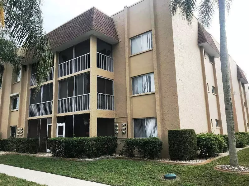 1330 GLEN OAKS DR E #263D, Sarasota, FL 34232