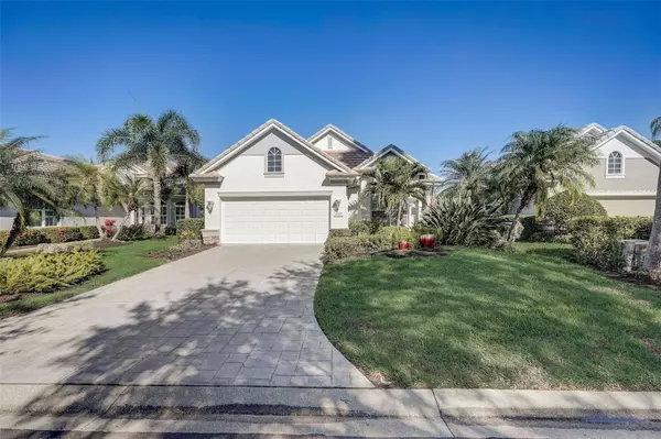 6515 OAKLAND HILLS DR, Lakewood Ranch, FL 34202